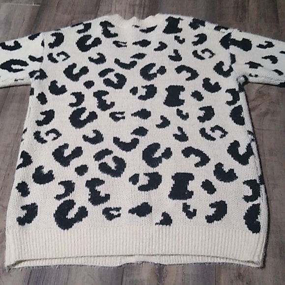 Dreamers by Debut Leopard Cheetah Print Cardigan Sweater Shrug Size M/L - Picture 9 of 11